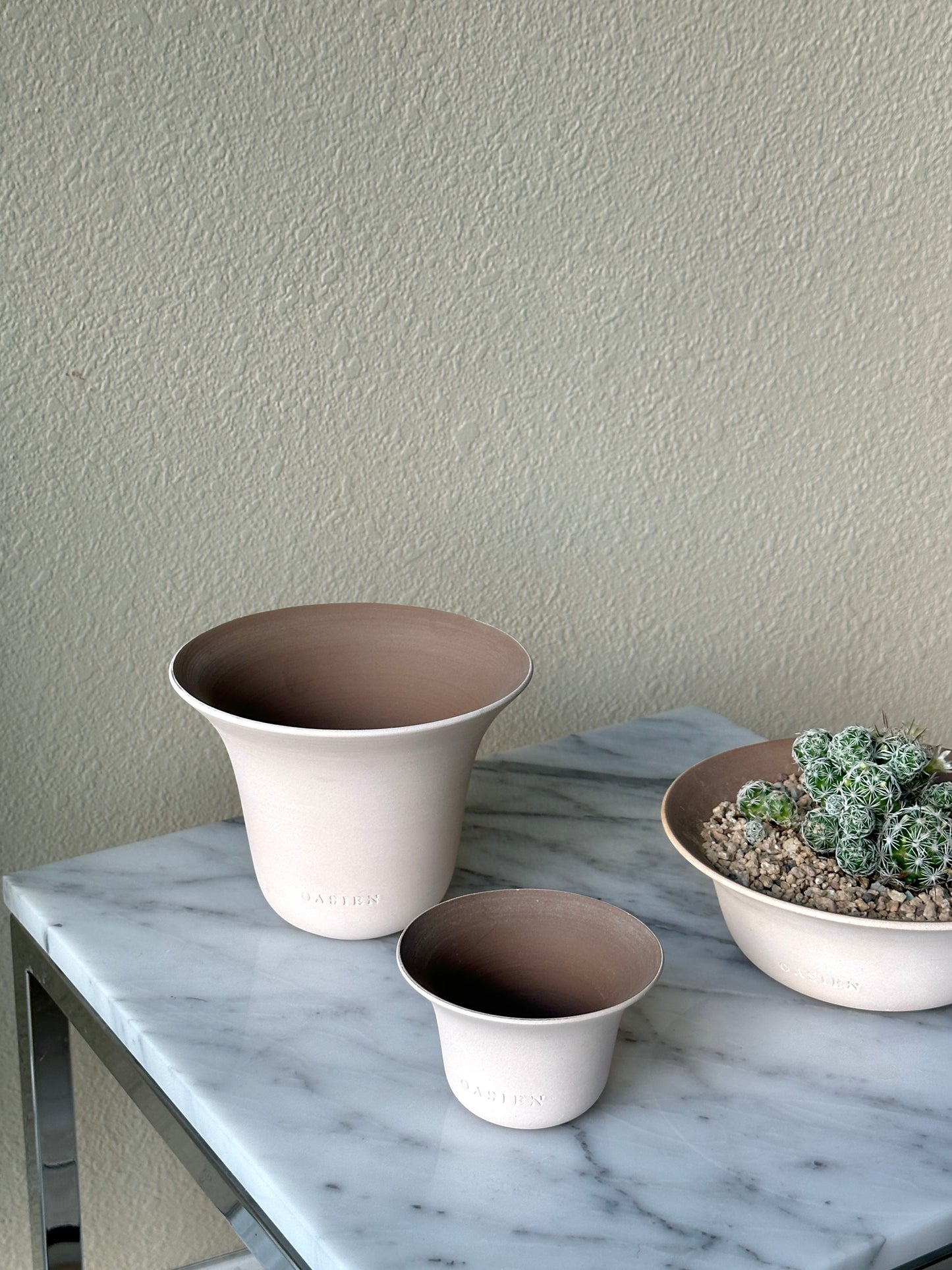 Poppy pot - ivory & brown