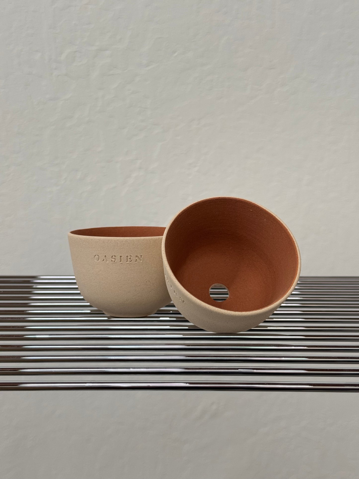 Saguaro pot - ivory & deep orange