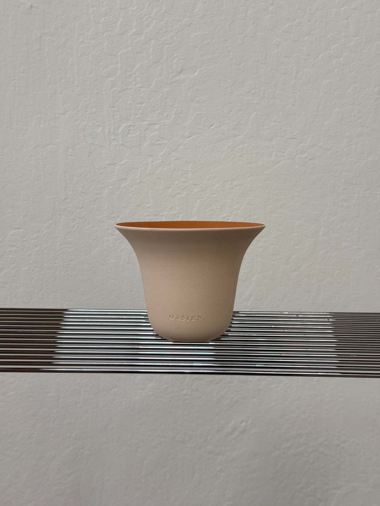 Poppy pot - ivory & orange